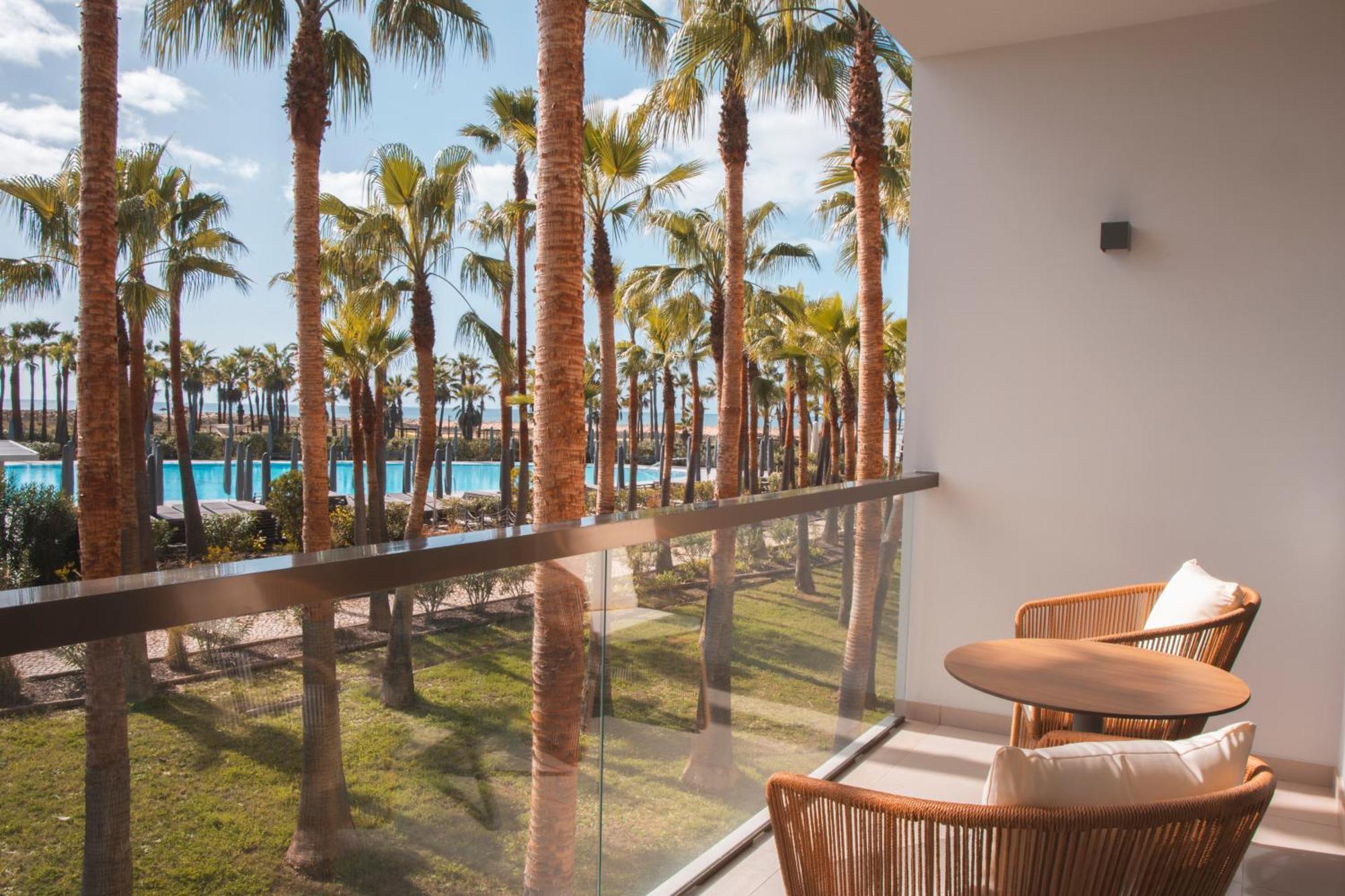 Superior Double Room Pool View